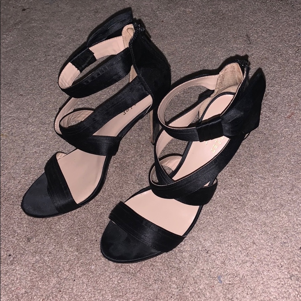 cute black heels